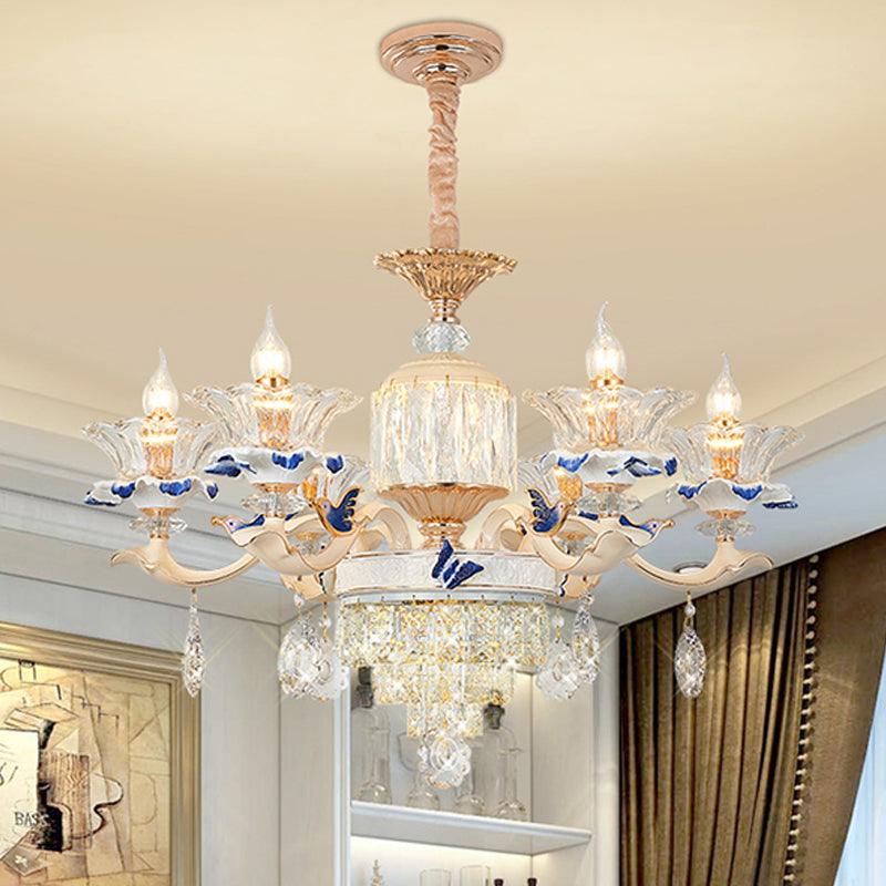 Lampadario a sospensione di vetro smerlato.