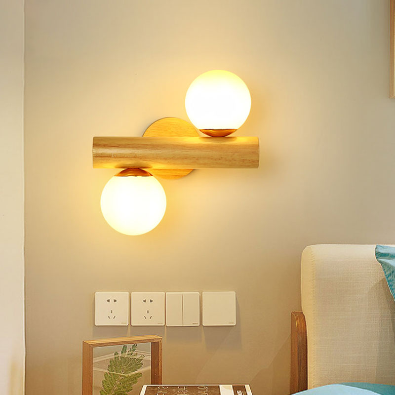 Luz de la pared de globo de vidrio de leche con base de madera 2 luces lámpara de pared contemporánea en blanco para el baño