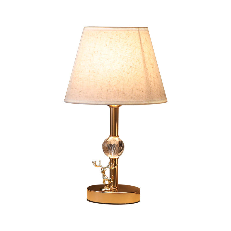 Mesa nocturna de dormitorio de barril Lámpara de tela de luz de luz de luz de luz con bola de cristal y deco de ciervos