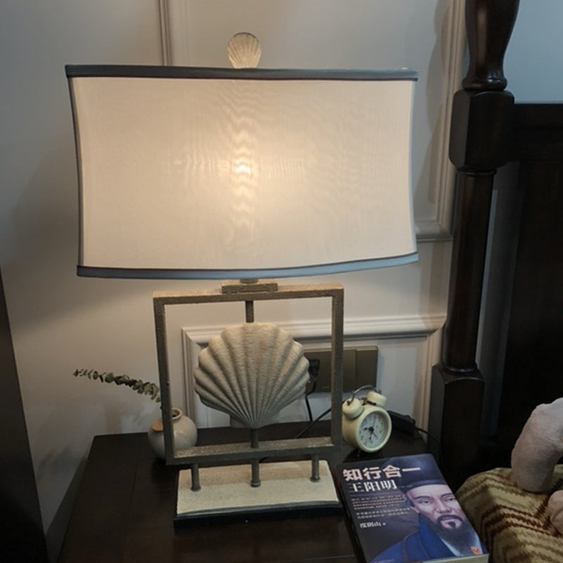 Iluminación de mesa de tela rectángulo lámpara de noche tradicional de 1 luces en blanco con decoración de concha y marco cuadrado