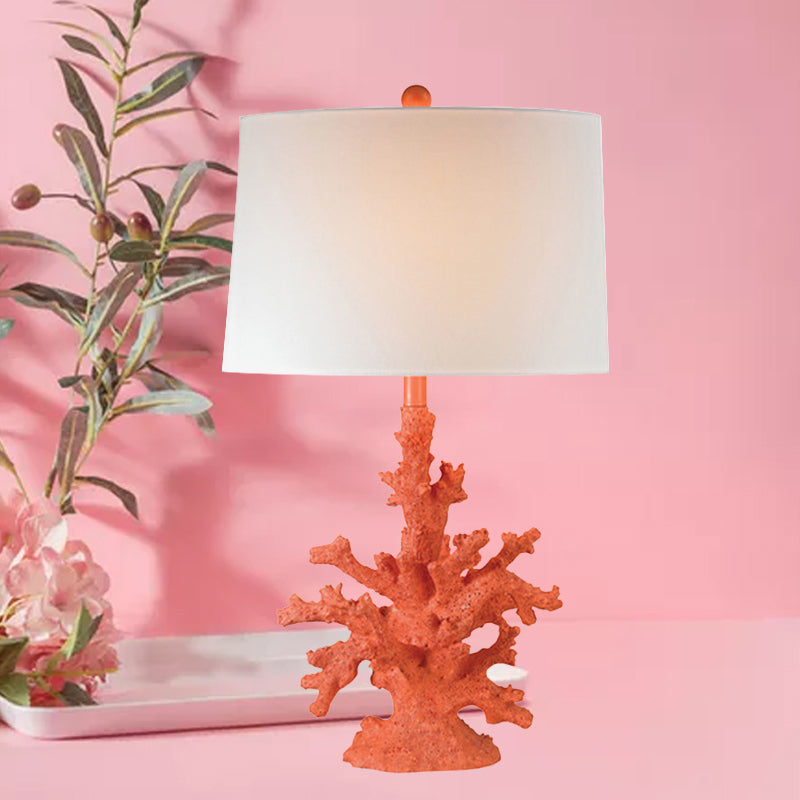 Éclairage de table verte / rouge en résine Corail 1 Bulbe Countryside Night Stand Lampe avec tambour de tambour