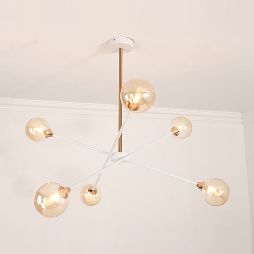 Hedendaagse witte arm kroonluchter lijn metallic amber // helder/zilver/rookgrijs/wit suspensielicht met bolvormige schaduw voor studieruimte