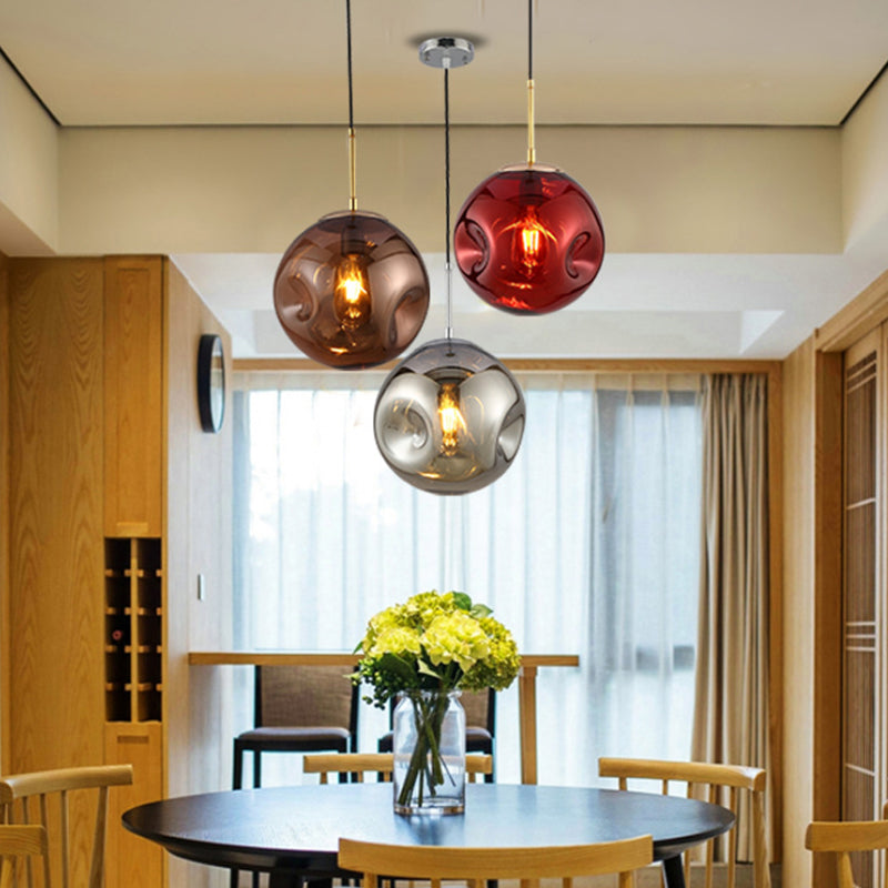 Pendre de style moderne 1 Bulbe Lumière avec une teinte en verre concave Silver / Red Global Hanging Lightture pour le restaurant
