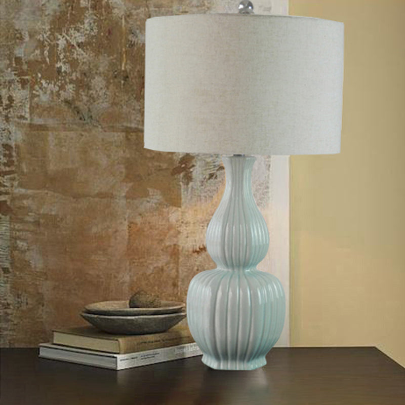 Drum Shade Desk Light Style traditionnel 1 Lampe de nuit en tissu clair en beige pour le chevet