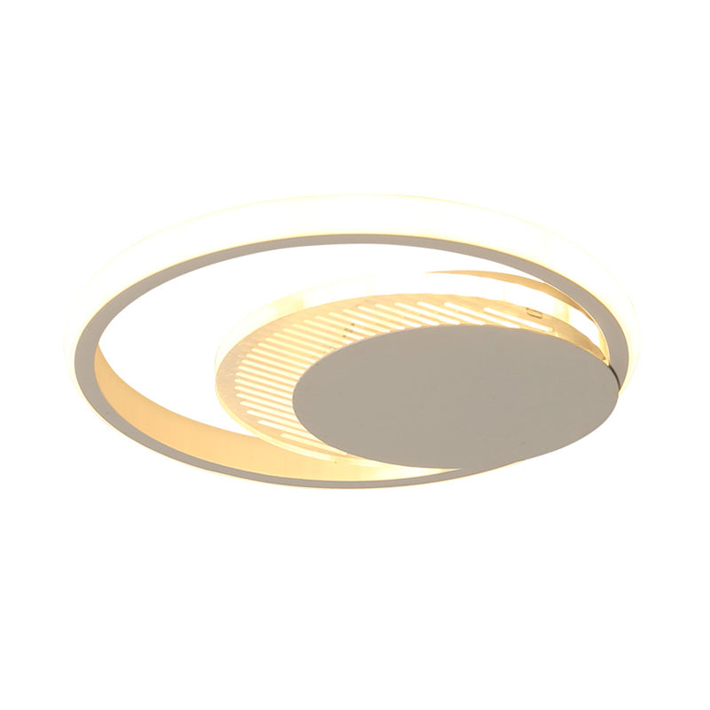 Metal Circle Flush Ceiling Light Simple White/Black Finish LED Flushmount Lamp in White/Warm Light