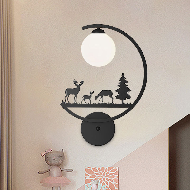 Animals Metallic Wall Sconce Lighting Nordic Single White/Black Finish Wall Lamp with C-Arm