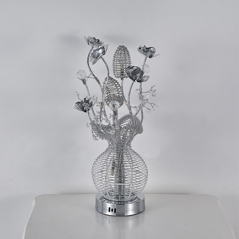 Éclairage décoratif de coupe à balle découpée à LED LED Éclairage de table en aluminium avec décoration de fleur en argent