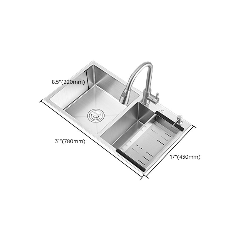 Modern Style Kitchen Sink Overflow Hole Design Scratch Resistant Kitchen Sink
