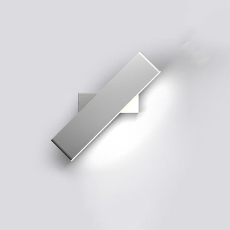 Amplia de pared de hierro forjado rectangular en una moderna lámpara de pared de macarrón de estilo minimalista con sombra acrílica