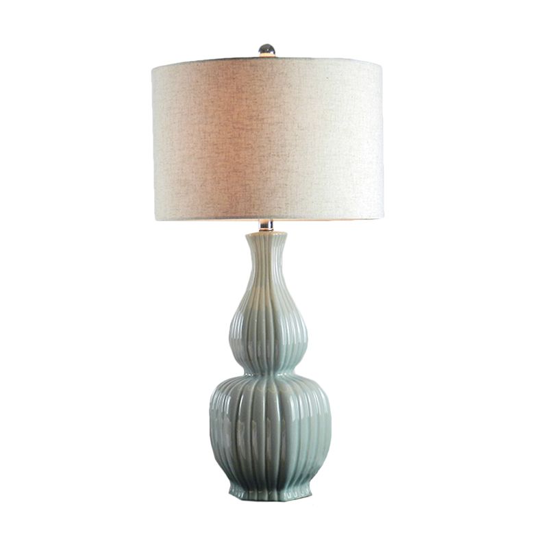 Drum Shade Desk Light Style traditionnel 1 Lampe de nuit en tissu clair en beige pour le chevet