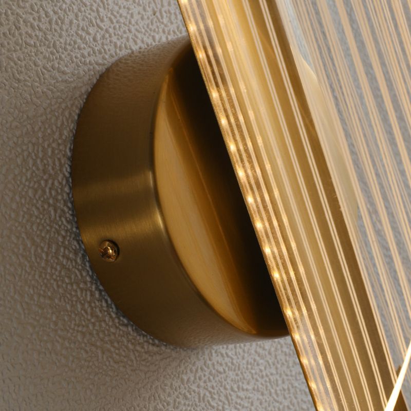 Geometric Wall Sconce Modern Wall Lights Metal 1 Light Sconce Light in Gold Finish