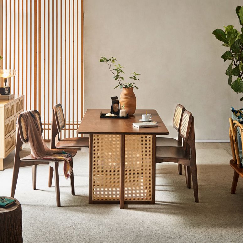 Glam Rectangle Shape Solid Wood Dining Table Khaki Standard Dining Table for Kitchen