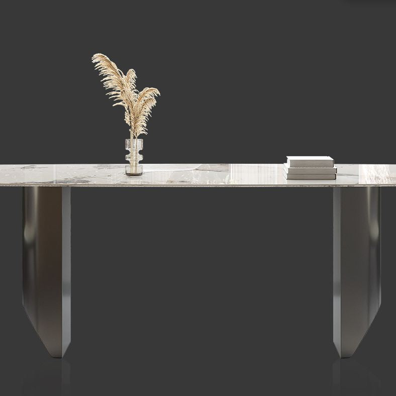 Juego de comedor de piedra sinterizada minimalista con muebles de cocina rectangulares y de base negra