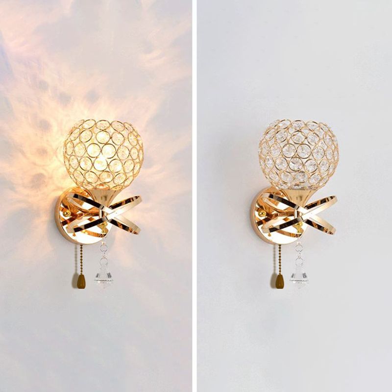 Globe Wall Light Sconces Modern 1-Light Wall Mounted Lamp with Clear Crystal Shade