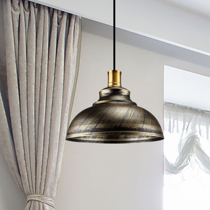 Lámpara suspendida de cúpula de hierro forjado Estilo antiguo 12 "/14" W 1 Cabeza Restaurante colgando luz en plata/bronce/óxido