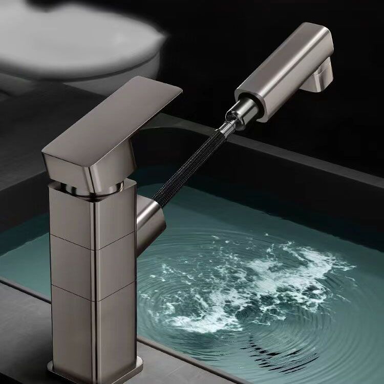 Bathroom Vessel Faucet Swivel Spout Single Handle Faucet with Pull down Sprayer