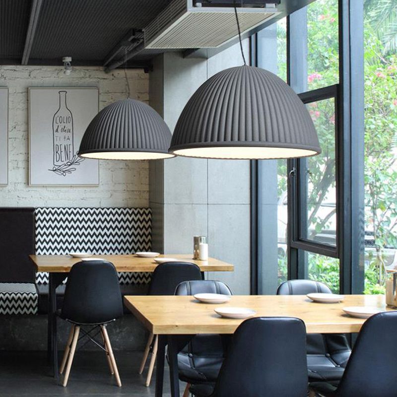 Salle à manger suspendue résine 1 ampoule de style macaron de style macaron en dôme