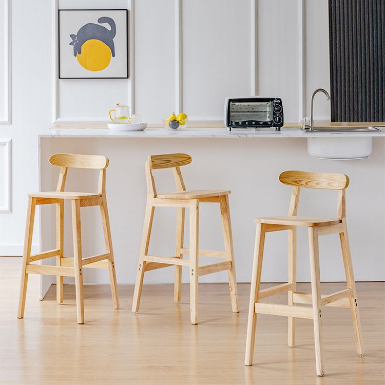 Taburete de bar sin brazos de madera de roble, taburete de bar interior moderno con respaldo y reposapiés