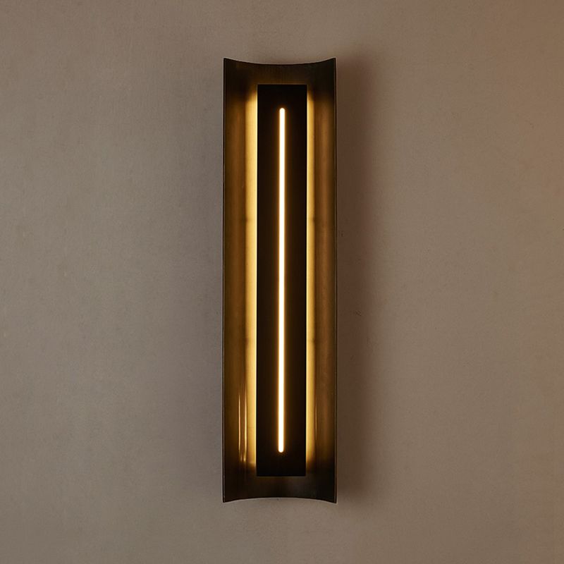 1 Glühbirnenschlafzimmer Wandleuchte zeitgenössische schwarze LED -Wandmontageleuchte mit Kurvenmetallschatten