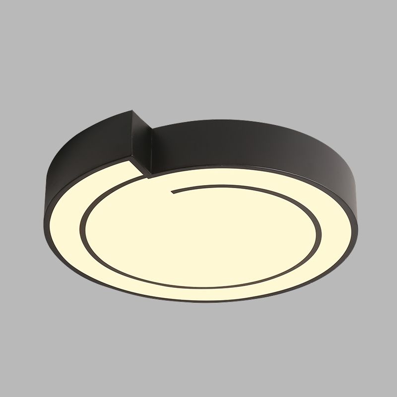 White/Black Round Ceiling Flush Minimalist 18"/21.5" W LED Metal Flush Mount Fixture in Warm/White Light