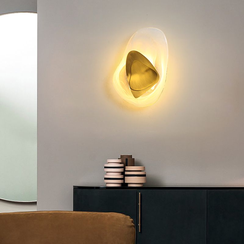 Unique Shade Metal Wall Sconce Modern Style Single Light Wall Lighting Fixtures