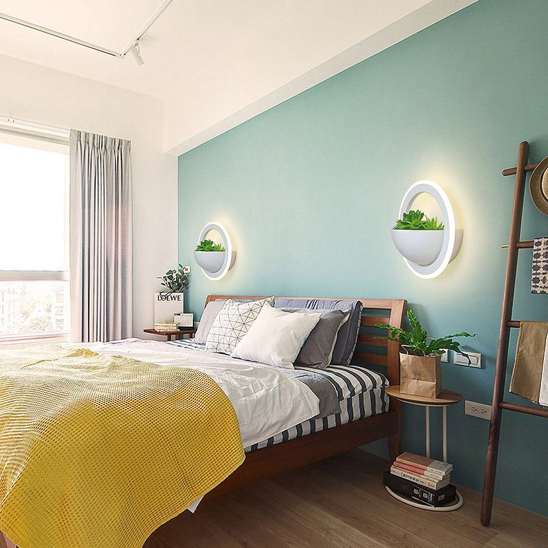 Nordic LED Wall Mounted Light Creative Green Plant Wall Lamp for Corridor