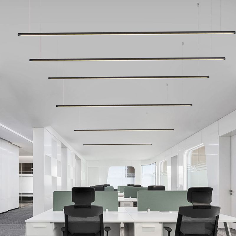 Accesorios de iluminación lineal modernos Luz de techo colgante de metal