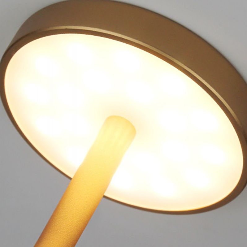 Aluminium tafellamp Moderne stijl Single licht LED -tafellicht voor slaapkamer