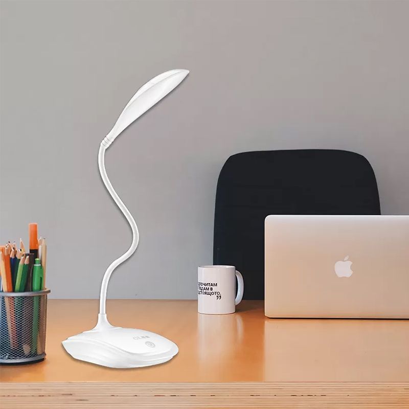 Siliconenarm Eenvoudig ontwerp LED-bureaulamp aanraakgevoelig dimmer leeslicht op 3-niveau voor het bedrag bed