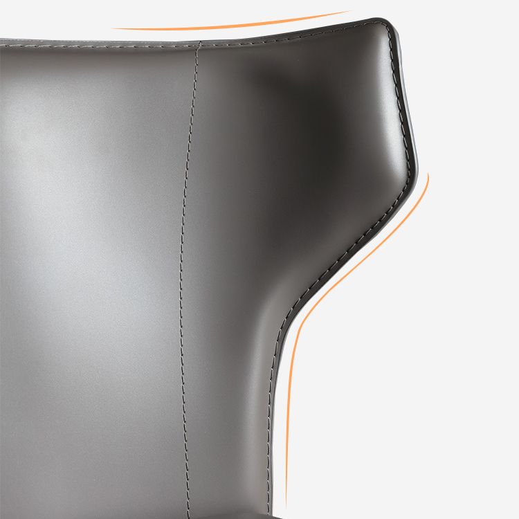 Chaise d'appoint en cuir de selle, style design, finition mate, chaise de salle à manger à oreilles