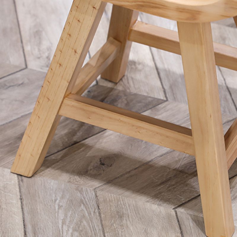 Indoor Modern Footrest Bar Stool Solid Wood Bar & Counter Stool in Natural