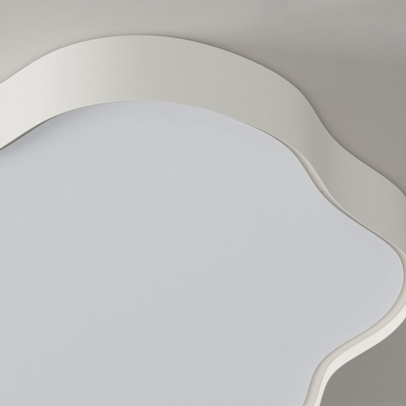 White Ceiling Light Fixture Nordic Metal LED Flush Mount for Bedroom