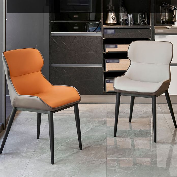Silla auxiliar de cuero contemporánea para sala de estar con acabado mate Wingback Silla de comedor