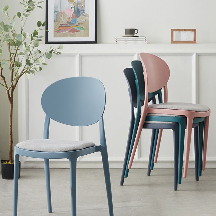 Plastic nordique Open Danding Dining Claid 33 "H CHAISE DE DINSAGE ACRYLIQUE POUR RETRUSSION