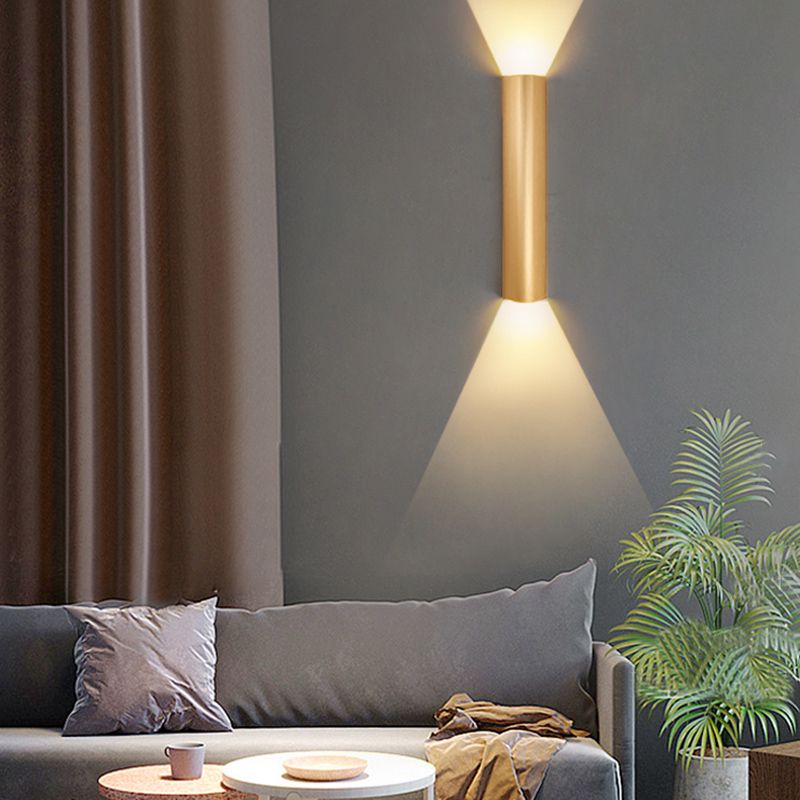 Luz de pared de triángulo de metal lámpara de pared de estilo LED simple iluminación de apliques de pared para sala de estar