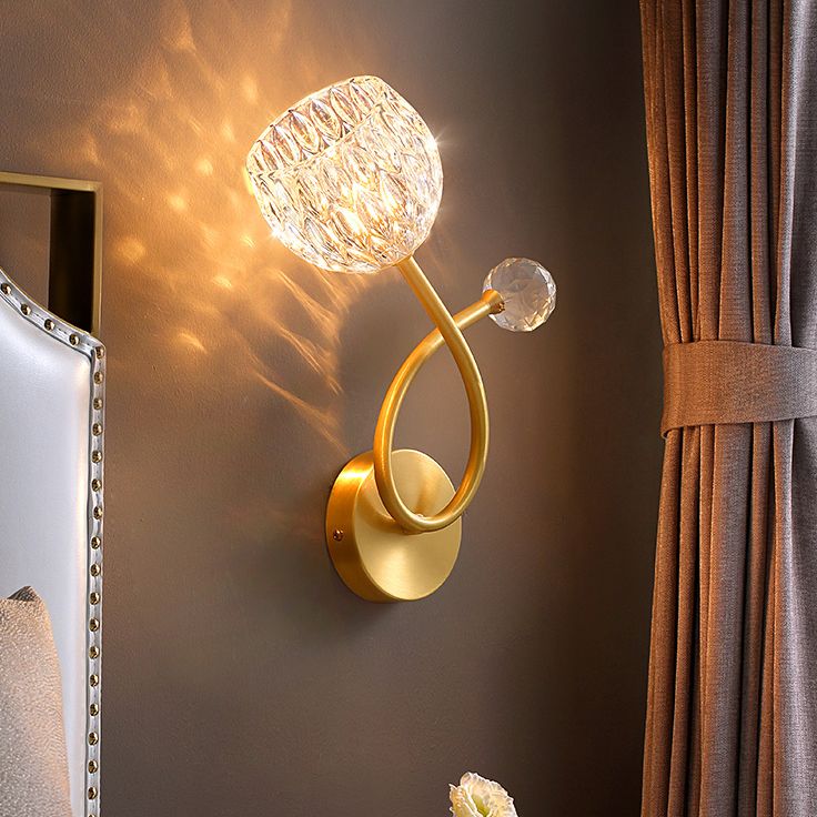 Brass Ball Shaped Wall Lighting Modern 1 Bulb Crystal Wall Mount Lamp for Bedroom