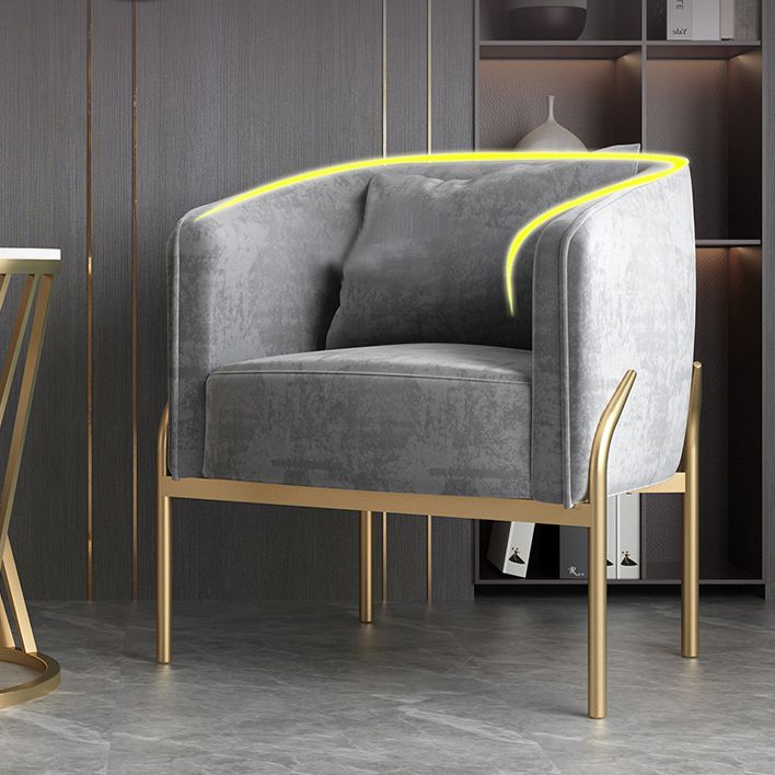 Silla de comedor de metal de estilo nórdico, sillas laterales tapizadas sin brazos para uso doméstico