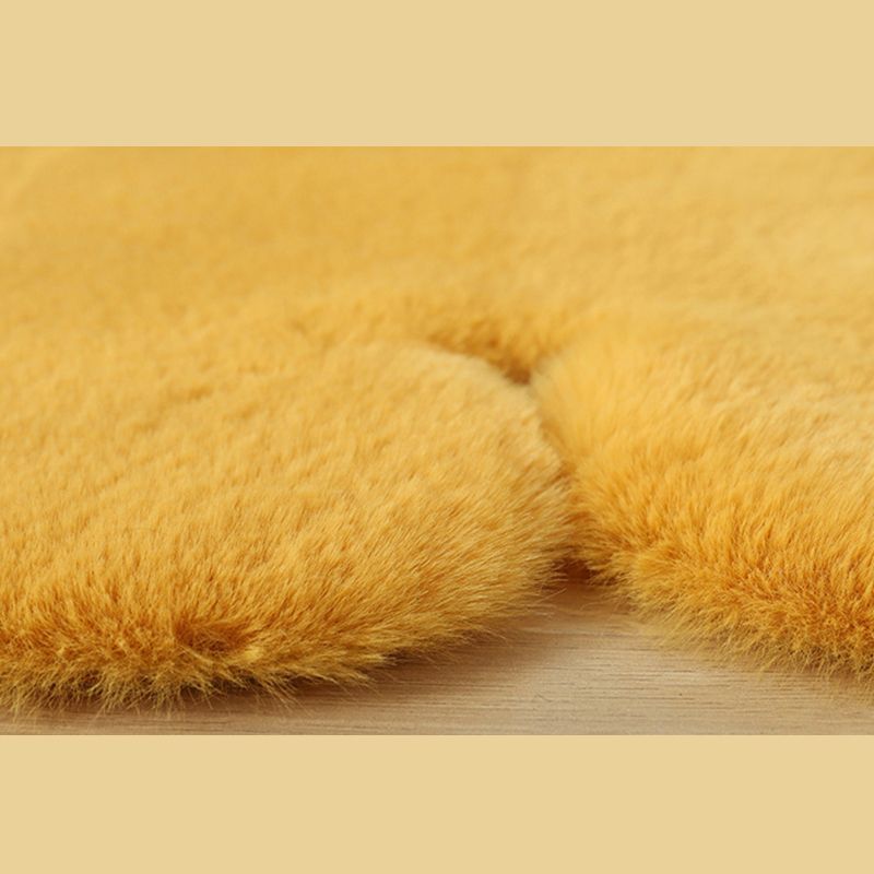 Lovely Bear shaped Rug Funky Solid Shag Carpet Polypropylene Washable Carpet for Home Decoration