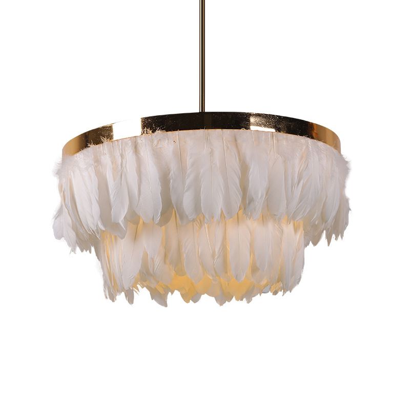 16 "/19.5" W lampadario conico a più tierte Nordic Feather 3 lampadine grigia/bianca/rossa Luce a sospensione per camera da letto per camera da letto