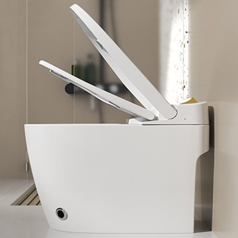 Modern White Concealed Tank Toilet Skirted ABS Floor Mounted Flush Toilet with Seat