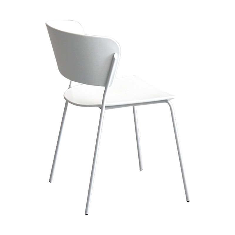 Silla lateral escandinava de plástico para interiores y exteriores, silla con respaldo abierto