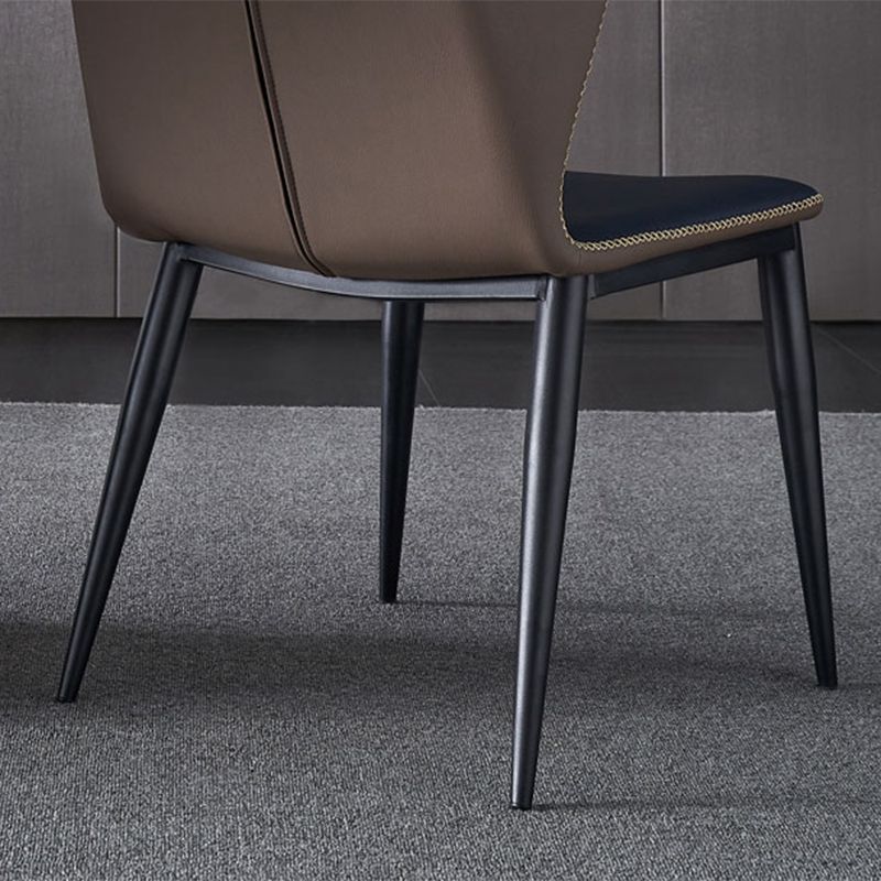 Silla de estilo contemporáneo que cena sillas laterales sin brazos con patas de metal para cocina