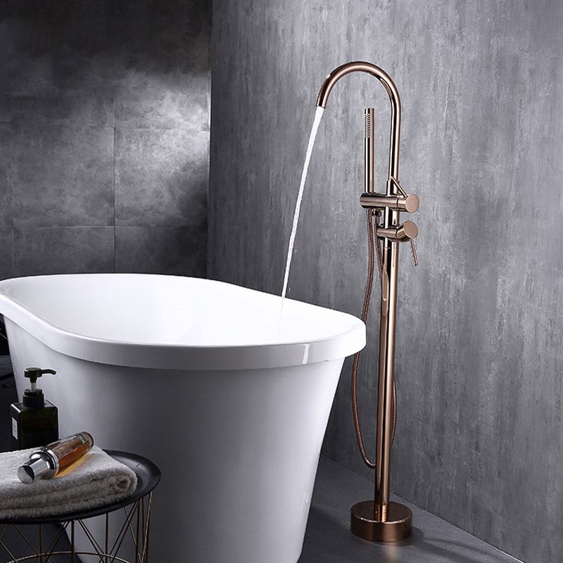 Traditional Floor Mounted Metal Freestanding Tub Filler Swivel Freestanding Faucet