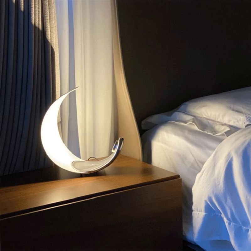 Postmodern Table Lamp Minimalist Metal LED Night Stand Lighting for Sitting Room Bedroom