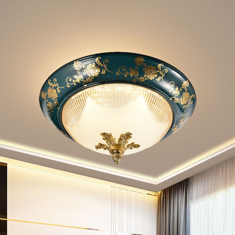 Classic Round Shape Massimale Fixture 3 - Head Ribbed Frosted Glass Flush Mount con Bloom Pattern in Green