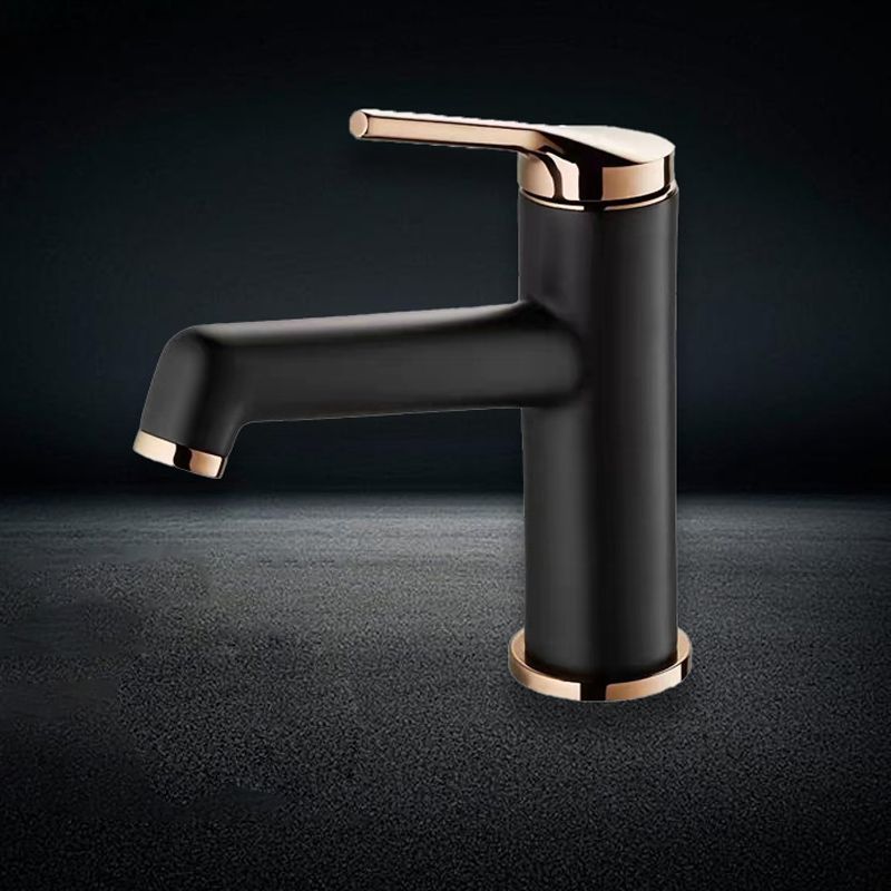Contemporary Style Faucets Vessel Sink Bathroom Faucet with One Lever Handle