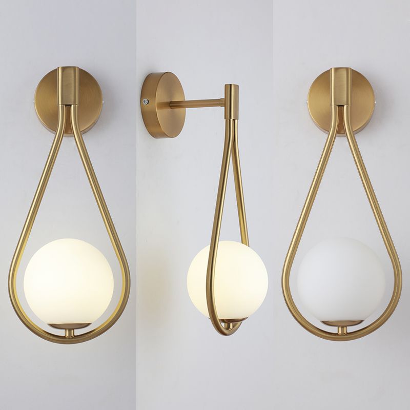 Lámpara de pared de lágrima de lámpara de pared de estilo simple moderno con sombra de vidrio de bola