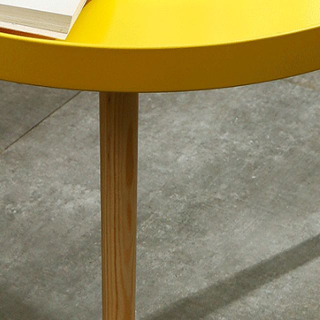 23.62 inch Wide Scandinavian Sofa Side Accent Table Wooden 3 Legs Round Side End Table