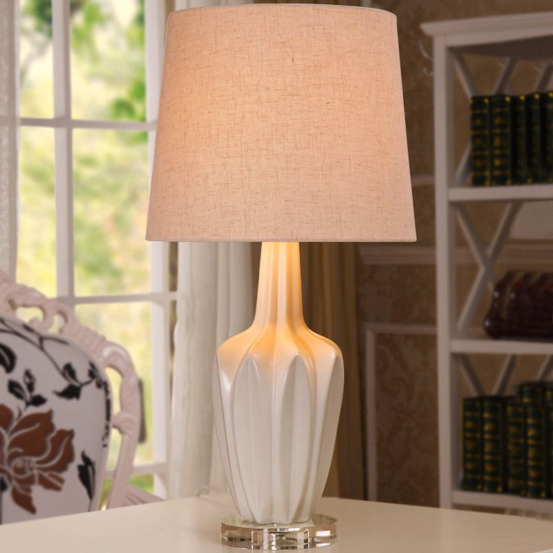 Table à manger en vase lumière simplicité céramique 1 tête lampe de support de nuit blanc avec tissu à la lampe