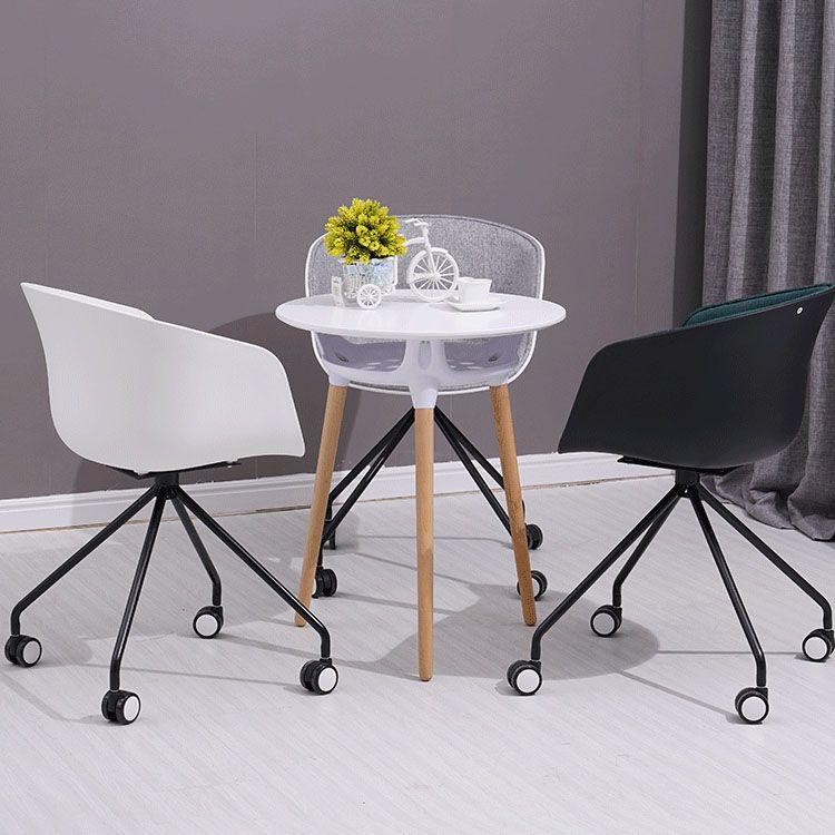Final mate plástico del sillón trasero sólido del eslabón giratorio moderno que cena la silla